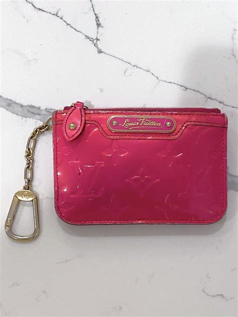 pink louis vuitton keychain|louis vuitton keyholder.